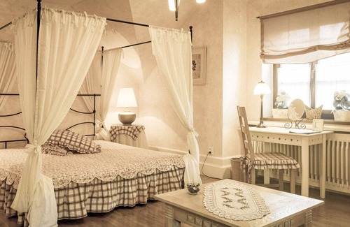 Dunajska Streda House | Villa Rosa Restaurant & Pension