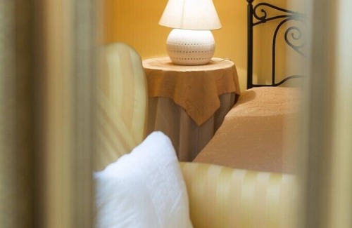 Dunajska Streda House | Villa Rosa Restaurant & Pension