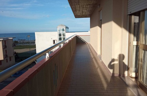 Villa Rosa Apartment | Villa Rosa Sea View Apartment.
