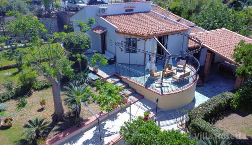 Trabia Villa | VILLA ROSETTA ampi spazi esterni WIFI FREE