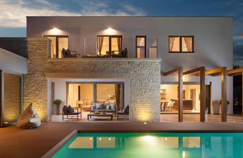Topid House | Villa Royal Green (V0442-K1) - Labin