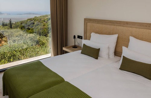 Pylos-Nestoras Villa | Villa Ruby at Messinian Nest