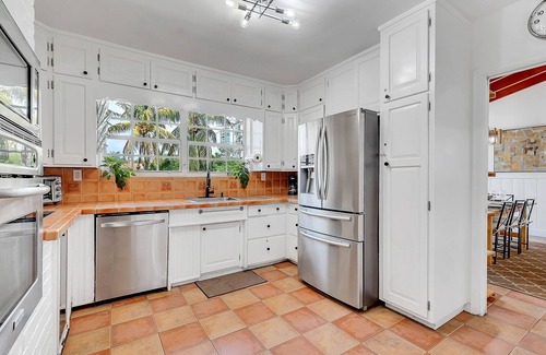 Little Havana Villa | Villa Rustica 5Bd 3Bth w/Pool Next to River 1800
