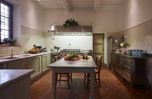 Tavarnelle Val di Pesa Villa | Villa Serena Stunning villa casale with p/pool and wineyard