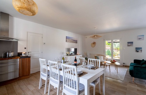 Saint-Jean-d'Illac House | Villa Saint Jean - Maison avec piscine privée