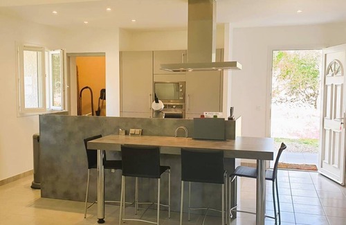 San-Gavino-di-Carbini House | Villa Salute. 6 pers, 10 min plage en voiture