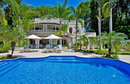 Gibbs Bay Villa | Villa Sandalo by Fantasia Villas
