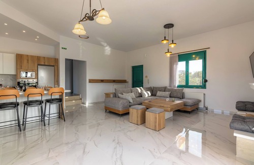 Analipsi House | Villa Sandi with Private Pool