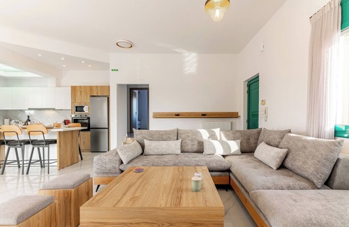 Analipsi House | Villa Sandi with Private Pool