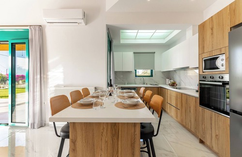 Analipsi House | Villa Sandi with Private Pool