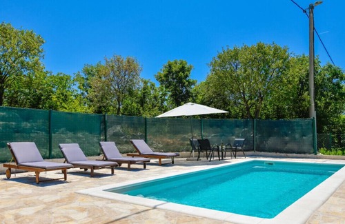Vrgorac Villa | Villa Sanja in Makarska by Villas Guide