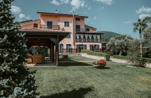 Eboli Villa | Villa Santimone