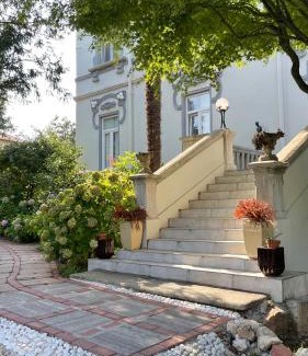 Arcisate House | Villa Sapi
