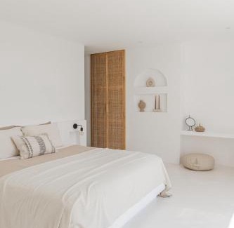 Pererenan Villa | Villa Scorcio: 3BR Tranquil Escape in Pererenan