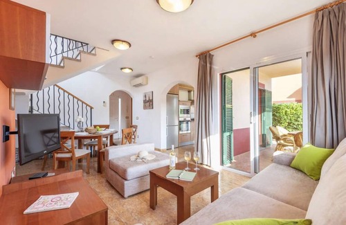 Los Delfines Villa | Villa Sea Garden · Villa Sea Garden. 250 mts de la playa. Menorca