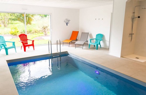 Roscoff Villa | Villa sea view swimming pool beach for 20 to 24 persons