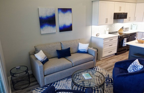Savannah Condo | Villa SeaRenity ~ Beachfront Elegance & Personalized Service