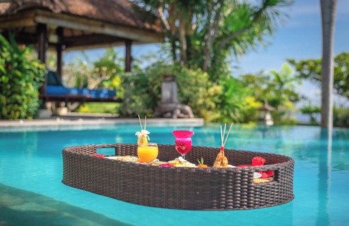Dencarik Villa | Villa Segara Murti - Classic in Style with private villa staff and pool!