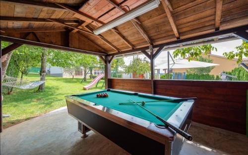 Lindar House | Villa Semy
