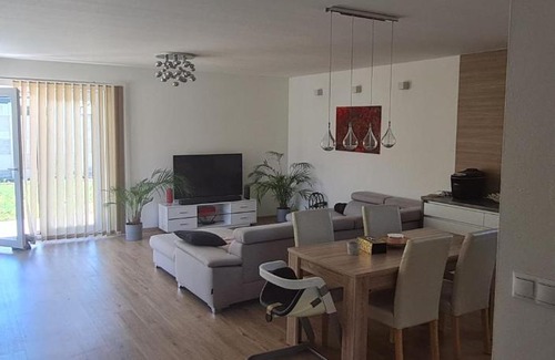 Mlynsky Klin Villa | Villa Senec Gardens