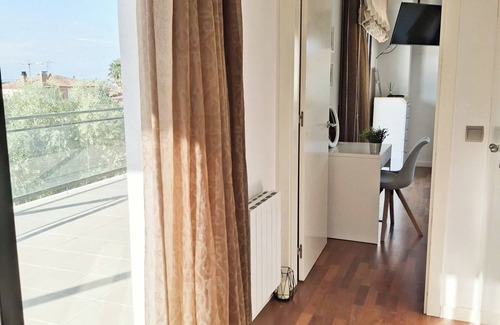 Cunit House | Villa Serenità by Prolocal ideal for families, sea and services nearby.