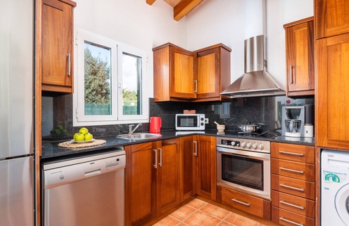 Cala en Blanes Villa | Villa Ses 5 Claus by Escape Home