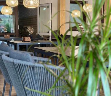 Polyanytsya Hotel | Villa Shale MarSo