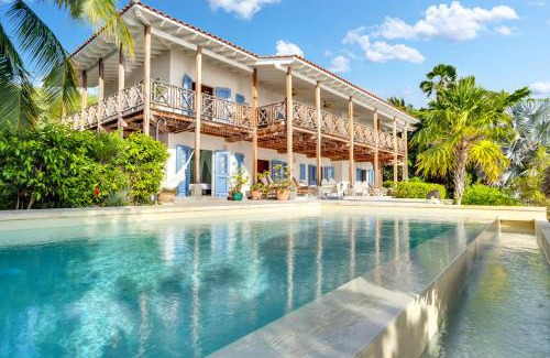 Sabadeco Villa | Villa Shores 32