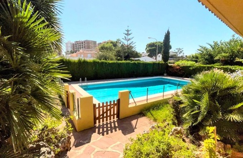 Benicassim Ski Chalet | Villa Sigalero with private pool (near the beach)