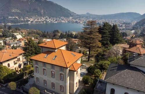 Como Apartment | VILLA SILVIA-by Home Sitter Como