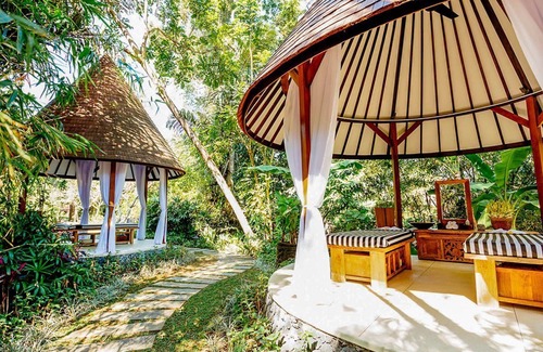 Pererenan Villa | Villa Simona Oasis - Five Bedroom Villa, Sleeps 10
