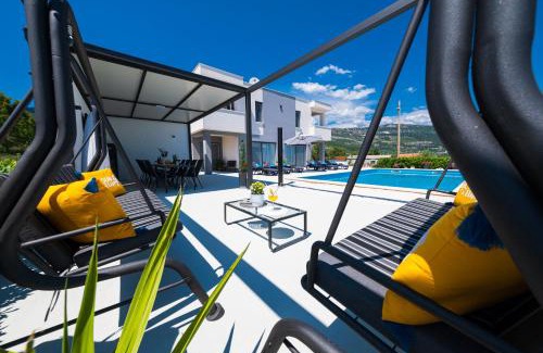 Rudine Villa | Villa Sky - Heating Pool