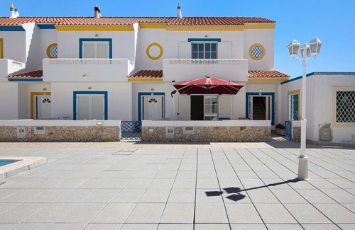 Vila Nova De Cacela Villa | Villa "Sol Da Bornacha" with Mountain View, Shared Pool & Wi-Fi
