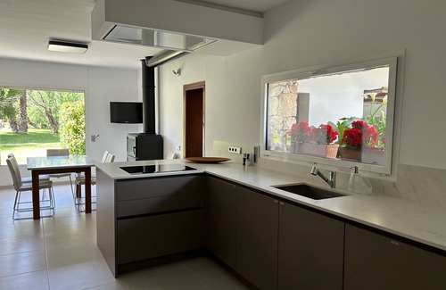 Son Servera House | Villa Son Jordi with Pool & Direct Access to the Beach in Costa de los Pinos