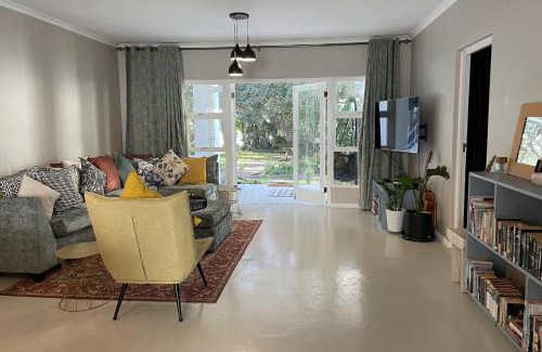 Port Edward Villa | Villa Songo, Estuary Country Estate - INVERTER & RENOVATED