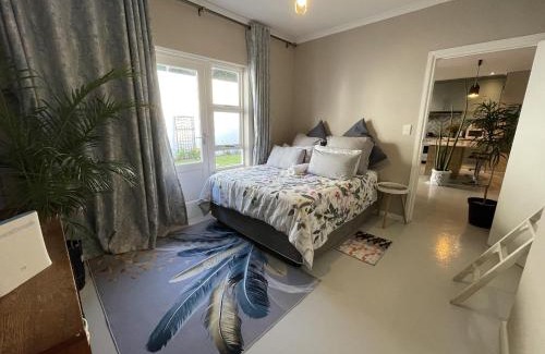 Port Edward Villa | Villa Songo, Estuary Country Estate - INVERTER & RENOVATED