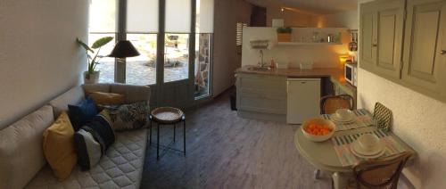 Vall-Llobrega House | Villa Sotavent