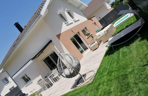 Massongy House | Villa SPA de Nage ,8 Couchages