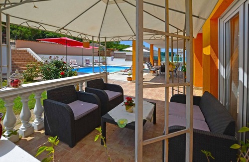 Sorici Villa | Villa Sunflower pool