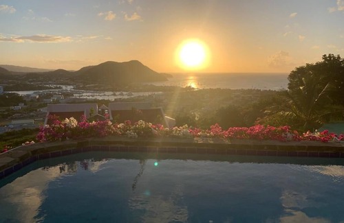 Gros Islet Villa | Villa Sunrise Sunset boasts stays like Amy Winehouse.