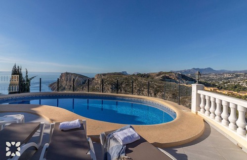 Cumbre del Sol Villa | Villa Sunset Rock by Abahana Villas