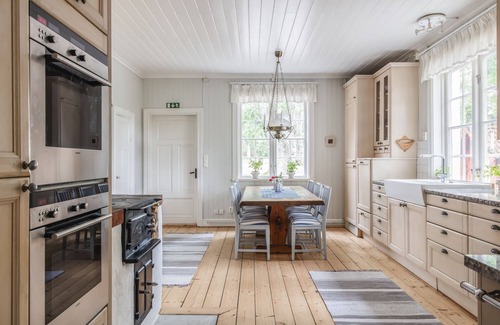 Skalvik House | Villa Sunshine Beach Front