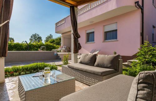 Stobrec Villa | Villa Sweet Home Marija With Heated Pool