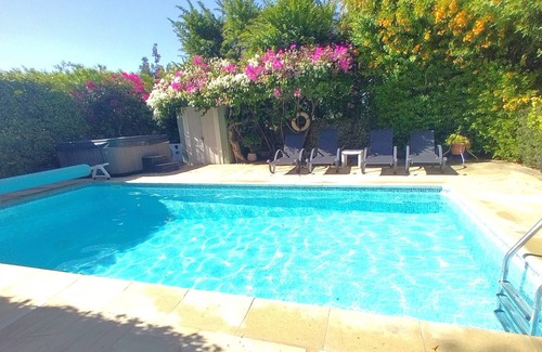 Peyia Town Villa | Villa Talassa near Coral Bay with optional 4x4 CAR, Jacuzzi and HEATED POOL