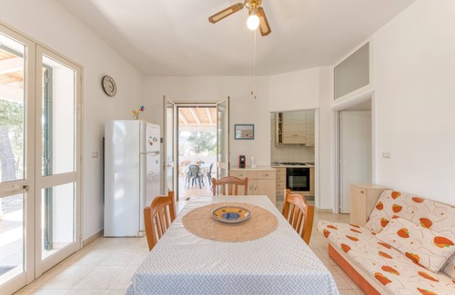 Posto Rosso Villa | Villa 'Terra Rossa - Grande' with Private Terrace and Private Garden
