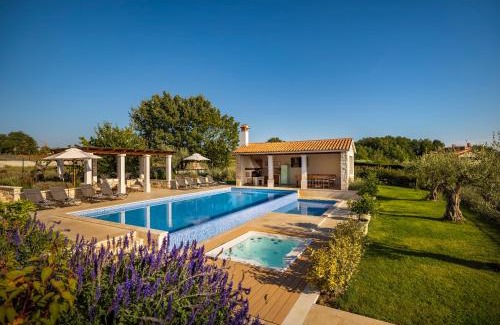 Kastelir Villa | Villa Terrarossa - Luxury Istrian Villa near Poreč