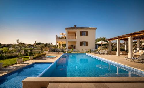 Kastelir Villa | Villa Terrarossa - Luxury Istrian Villa near Poreč
