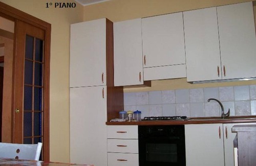 Catona Villa | Villa Terry, Apartment "Sunflower"