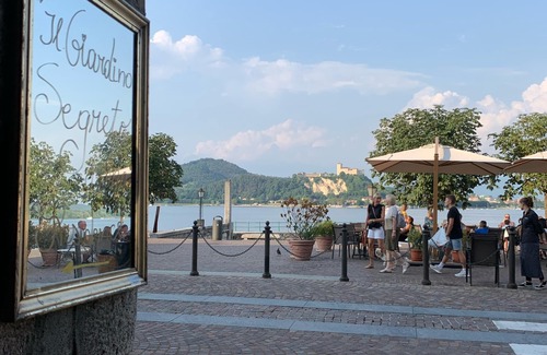 Arona Villa | Villa The Secret Garden with Private Garden and Lake Beach Boating on Foot