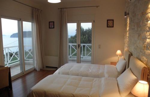 Pefki Villa | Villa Tholos Crete